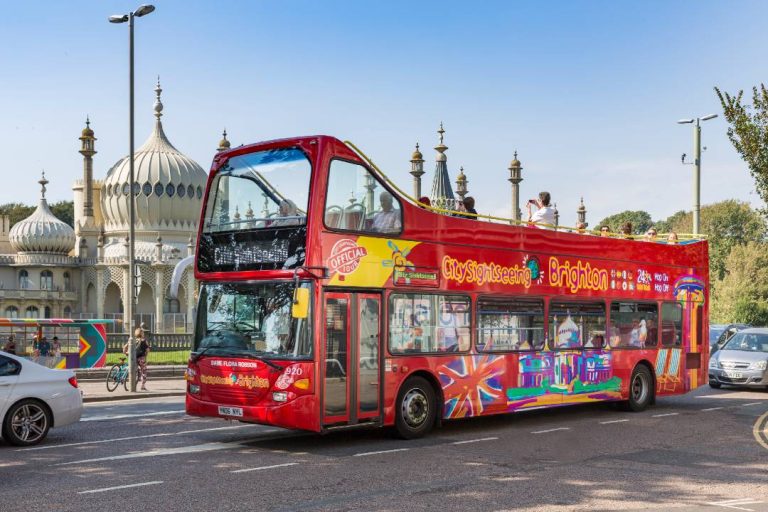 A photo of a Brighton bus tour.