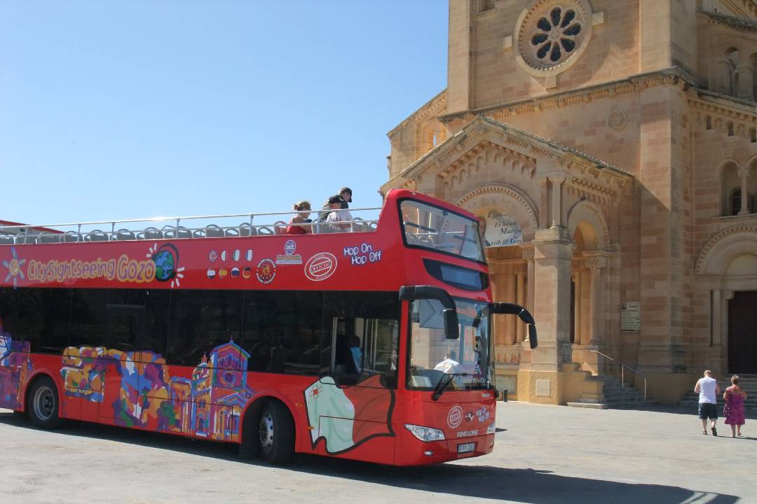 A photo of a Gozo tour bus.