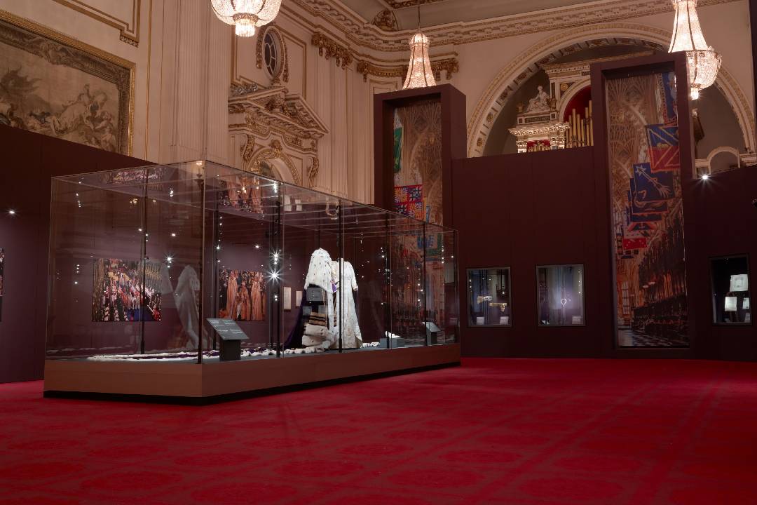 A photo of the Coronation display that you can see on a Buckingham Palace tour.