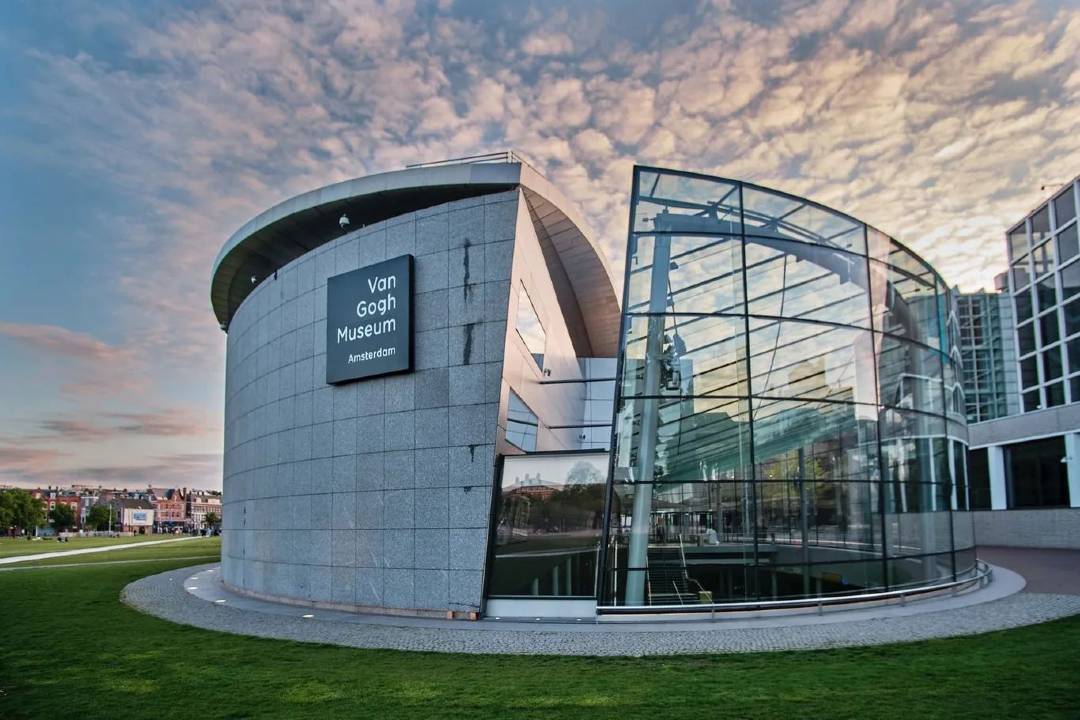 Van gogh shop museum booking