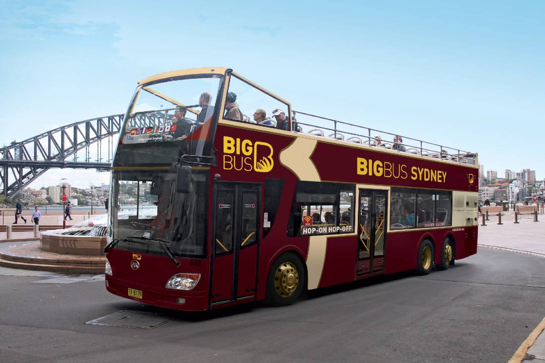 A photo of a Sydney bus tour.
