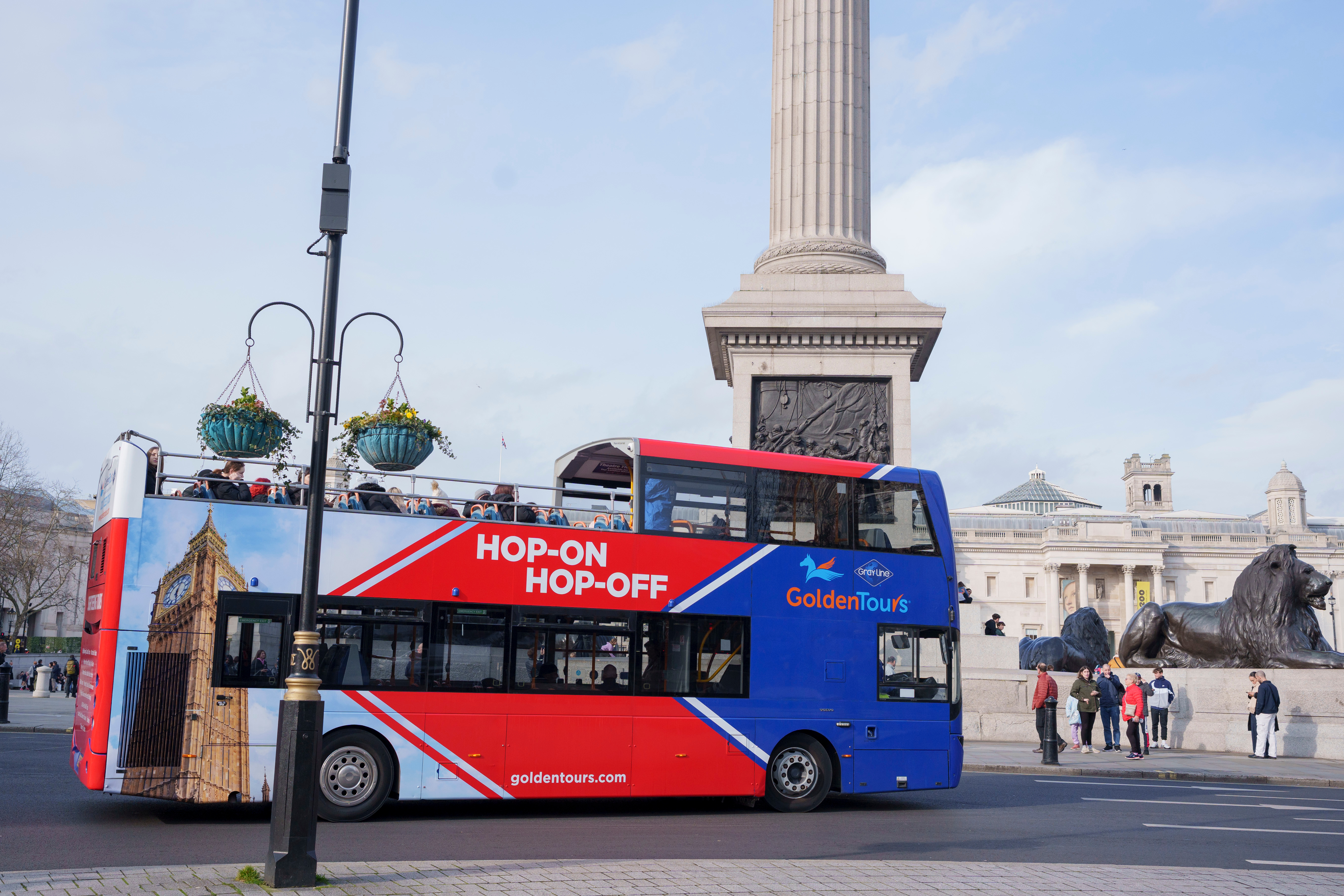 London Hop-On Hop-Off Bus Tour – Golden Tours